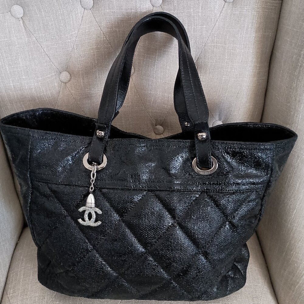 CHANEL TOTE